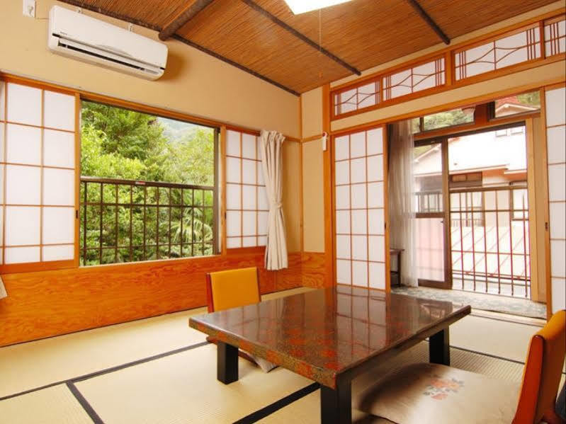 Hotel Sansou Nagisa à Isehara Extérieur photo